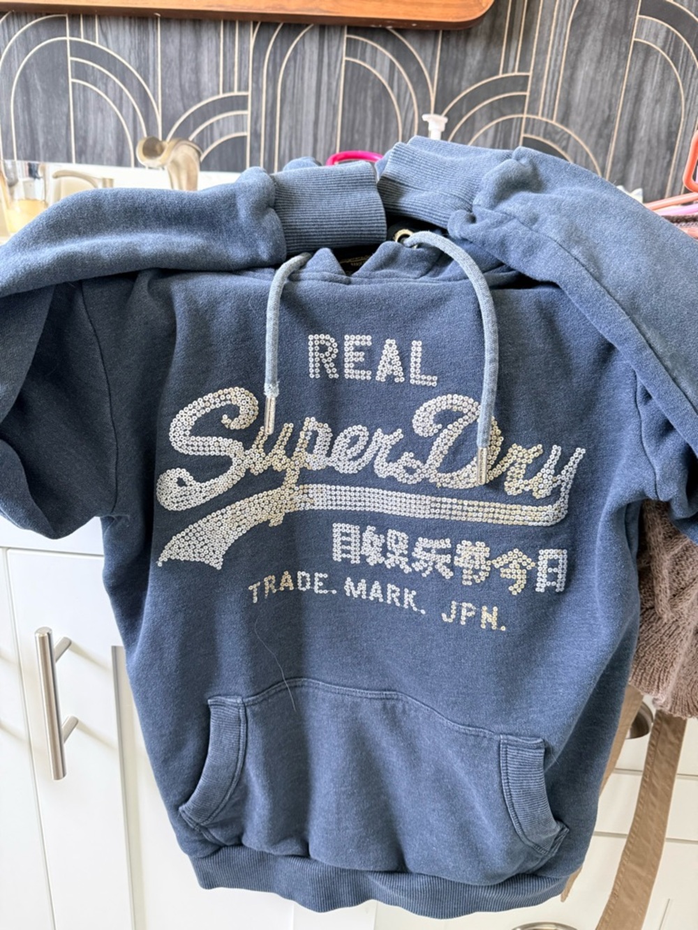Superdry women’s blue Hoodie in Navy. Small. Good condition.